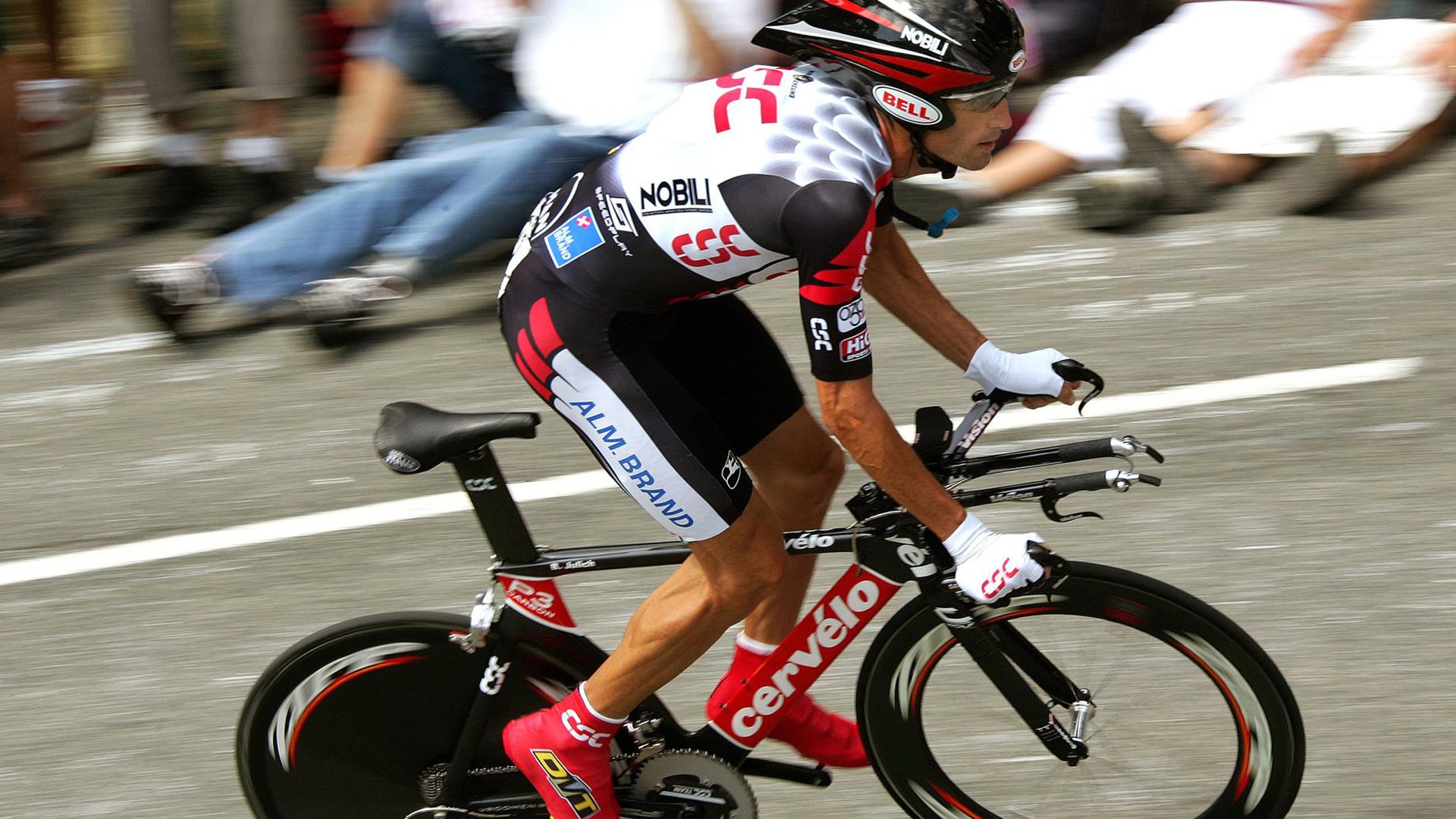 俱乐部推动女性裁判员招募实现性别多样化发展,赛事裁判员