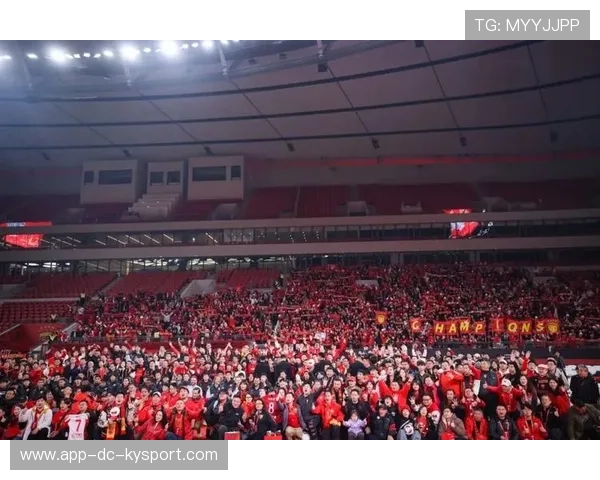 上海海港俱乐部管理层调整，上海海港足球俱乐部_4名新援亮相全力备战新赛季