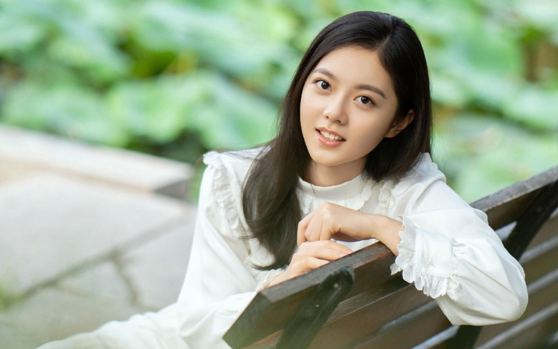 地区联赛异军突起，地方俱乐部崭露头角，地区足球联赛